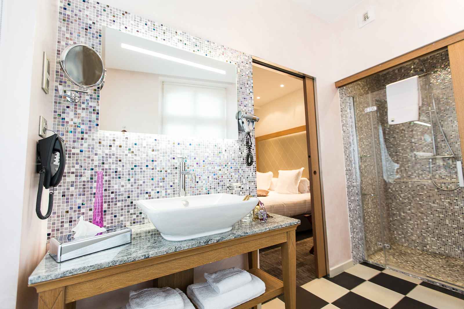 Hôtel Marotte chambre cosy seche cheveux